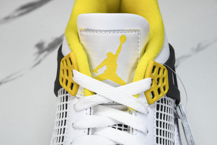 AIR JORDAN 4 RETRO "VIVID SULFUR" AQ9129-101