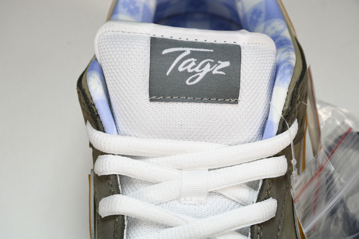 CONCEPTS x NK SB Dunk Low Pro OG QS BV1310-105