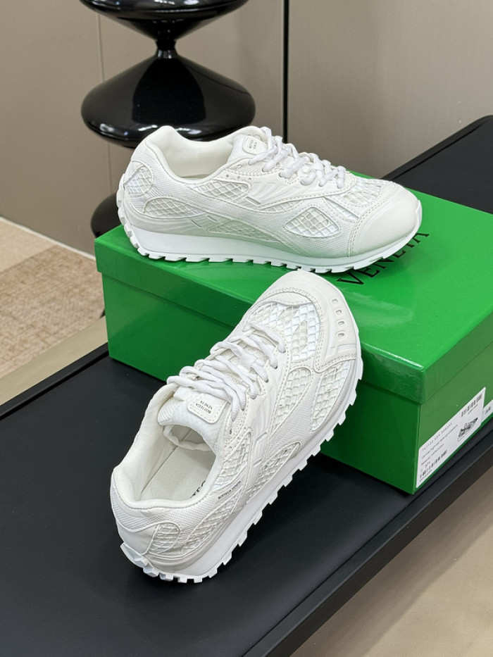BOTTEGA VENETA SNEAKER