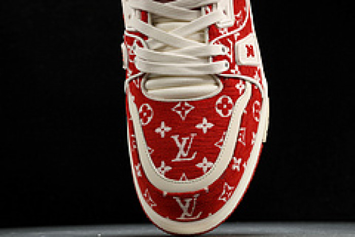 L&V SNEAKERS