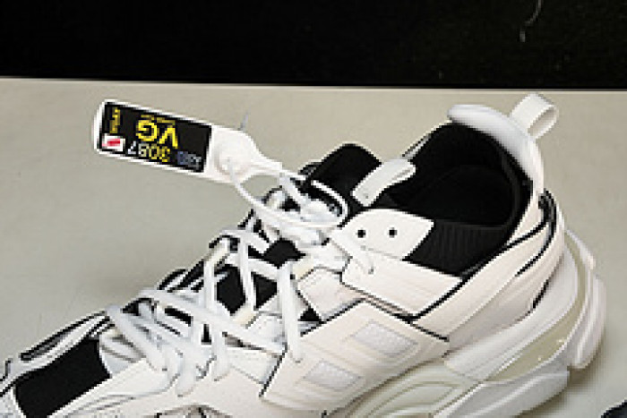 BLEN Track W3SKC-9010