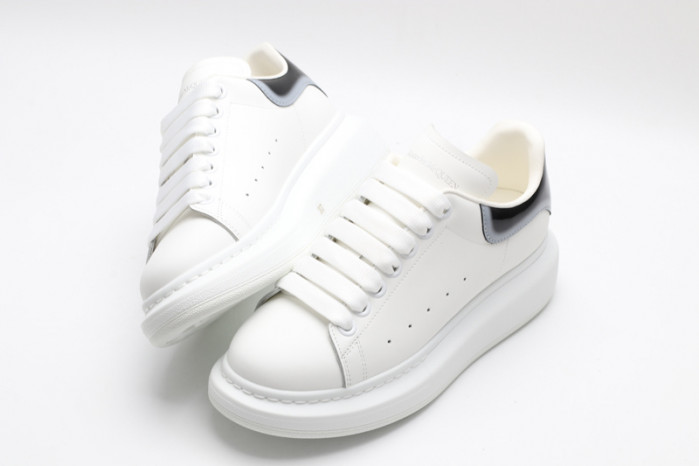 Alexander McQueen sneaker
