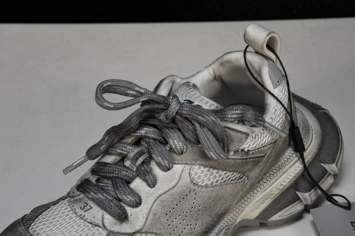 Balenciaga 3XL SUEDE W3XLH-1212