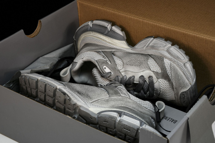 Balenciaga 3XL SUEDE W3XLH-1212