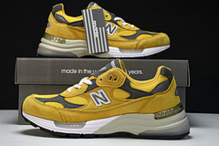 New Balance M992BB