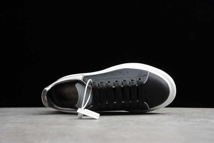 Alexander McQueen sneaker