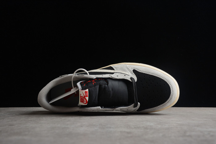 TRAVIS SCOTT X AIR JORDAN 1 LOW AJ1 DM7866-010