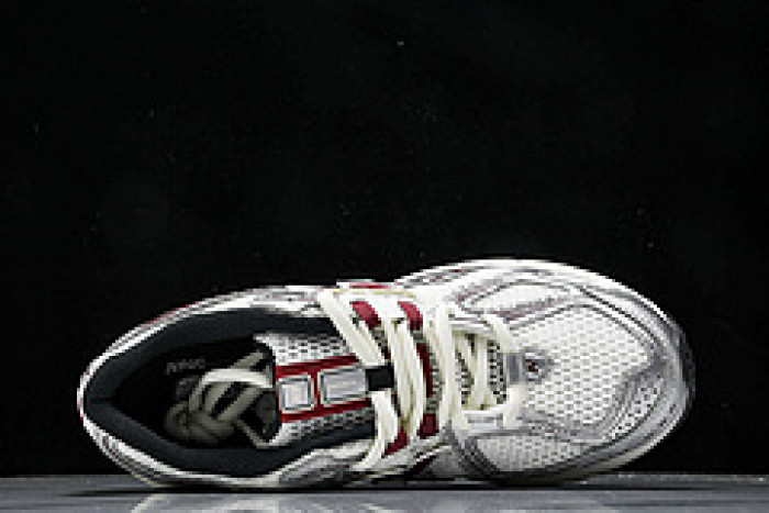 New Balance M1906REA