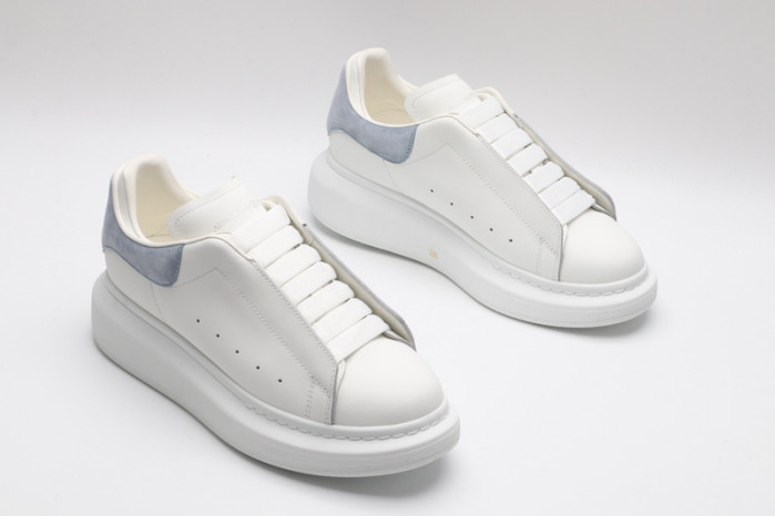 Alexander McQueen sneaker