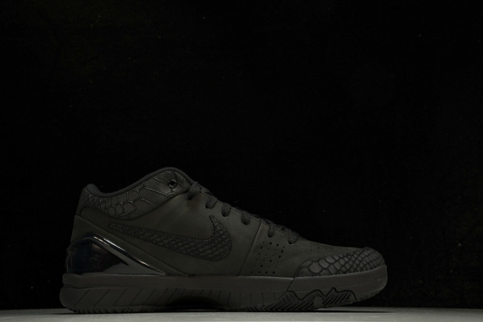 NIKE KOBE IV PROTRO “Black Mamba” FQ3544 001