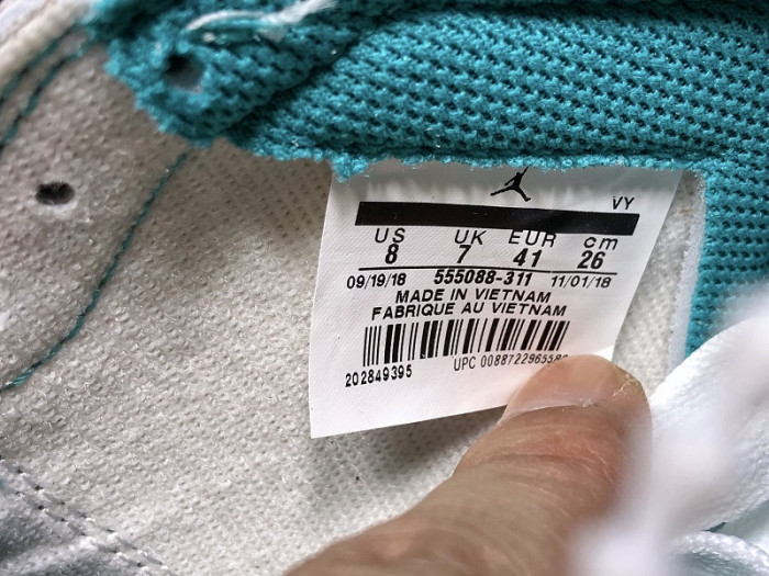 AIR JORDAN 1 RETRO HIGH OG 