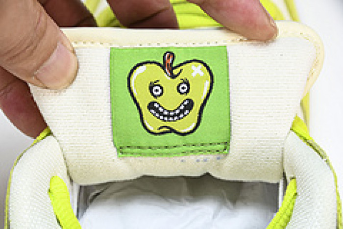 Nike SB Dunk Low Green Apple - DM0807-300