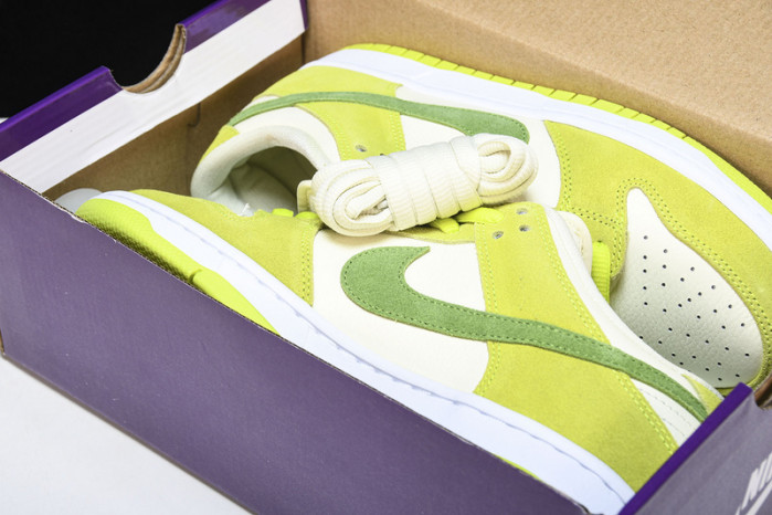 Nike SB Dunk Low Green Apple - DM0807-300