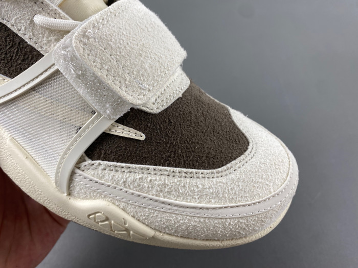 Nike Zoom Field Jaxx SP Travis Scott Sail HQ3061-102