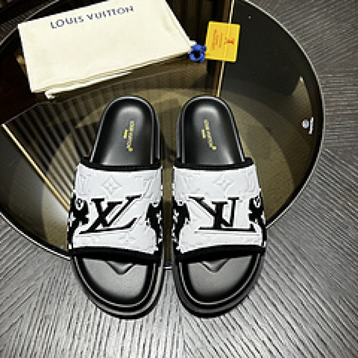 L&V SLIPPERS