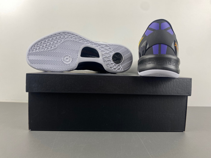 Nike Kobe 8 Protro “Hollywood Night”