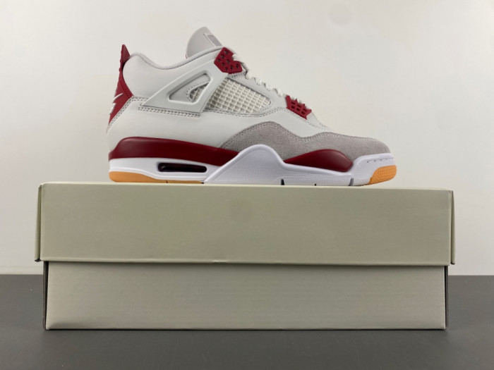 Nike SB x Air Jordan 4 Retro SP 