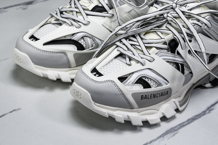 BLEN Track W3AD3 9812