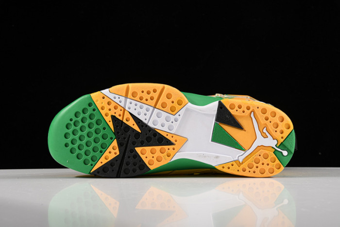 Air Jordan 7 Retro "Oregon Ducks PE" AT3375-300