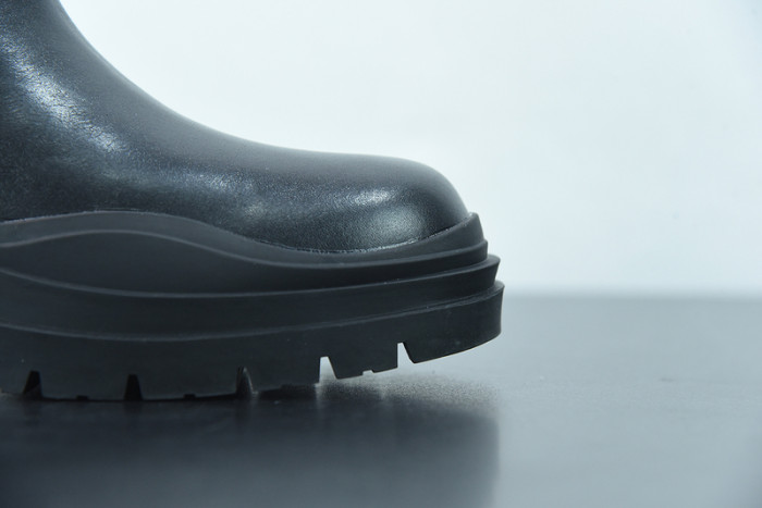 BOTTEGA VENETA SNEAKER