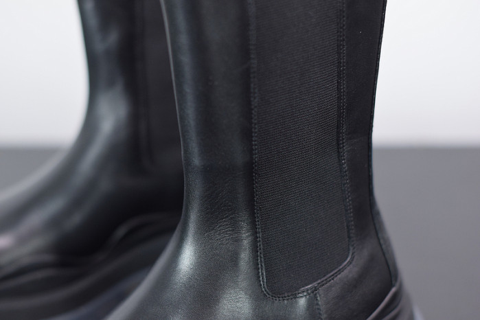 Bo*te*ga ve*ne*ta sneaker