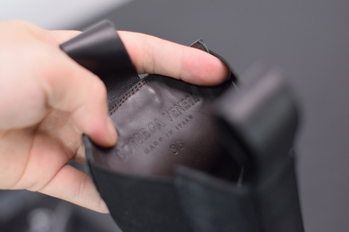 BOTTEGA VENETA SNEAKER