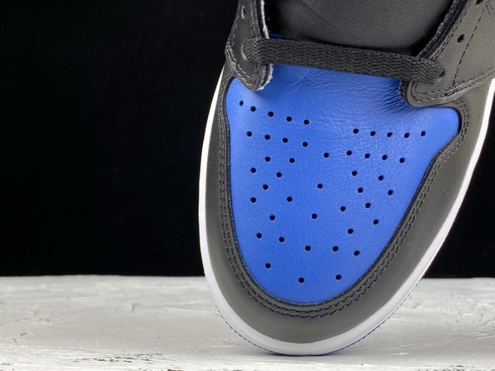 Jordan 1 Retro Royal (2017) 555088-007