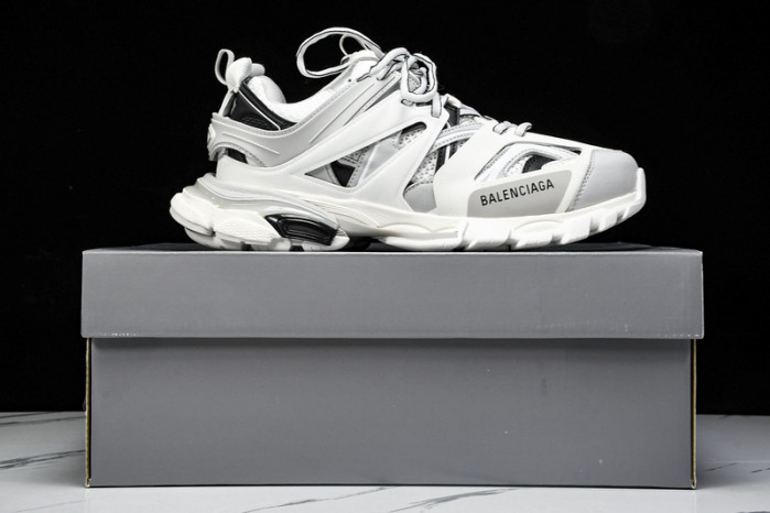 BLEN Track W3AD3 9812