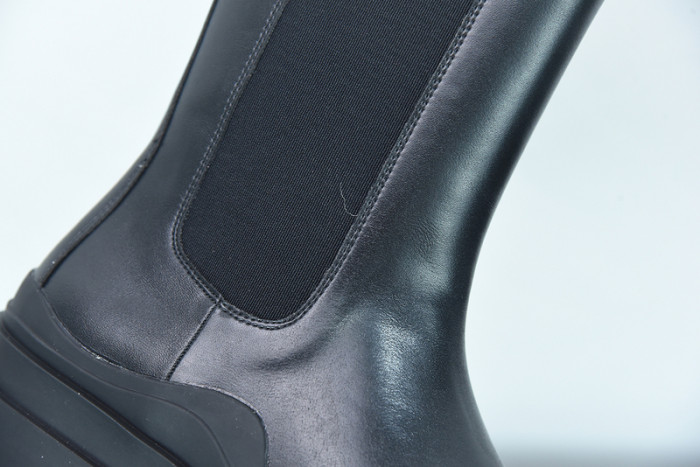 BOTTEGA VENETA SNEAKER