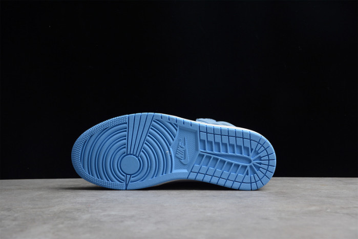 Air Jordan 1 High OG “University Blue” 555088-134