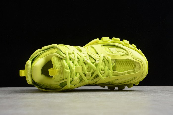 BLEN Track White Orange W06G0 2001 yellow