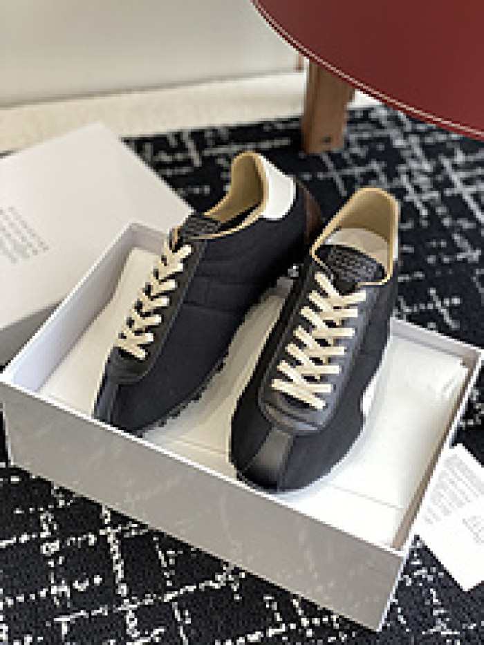 ma*s*n Ma*i*laa shoes