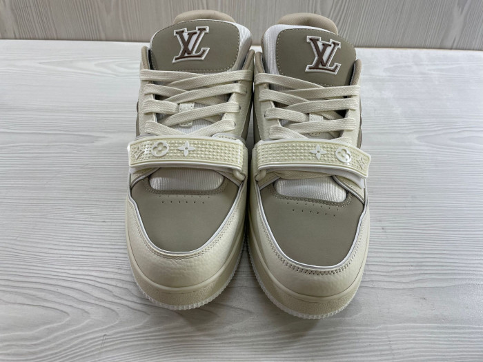 L&V SNEAKERS