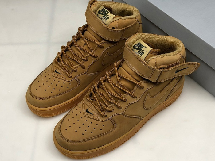 Air Force 1 Mid Flax (2016) 715889-200