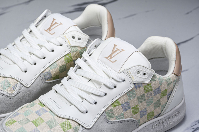 L&V SNEAKERS