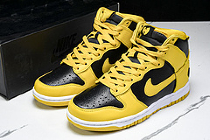 Nike Dunk High “Wu-Tang Clan” HJ4320-001