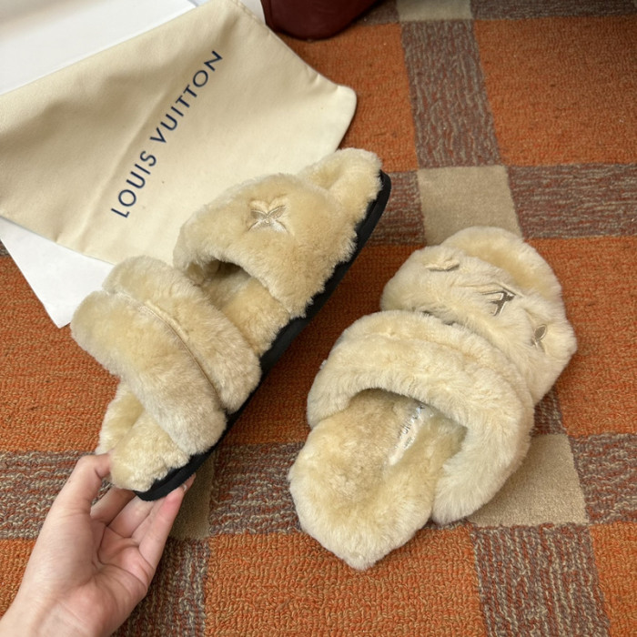 L&V SLIPPERS