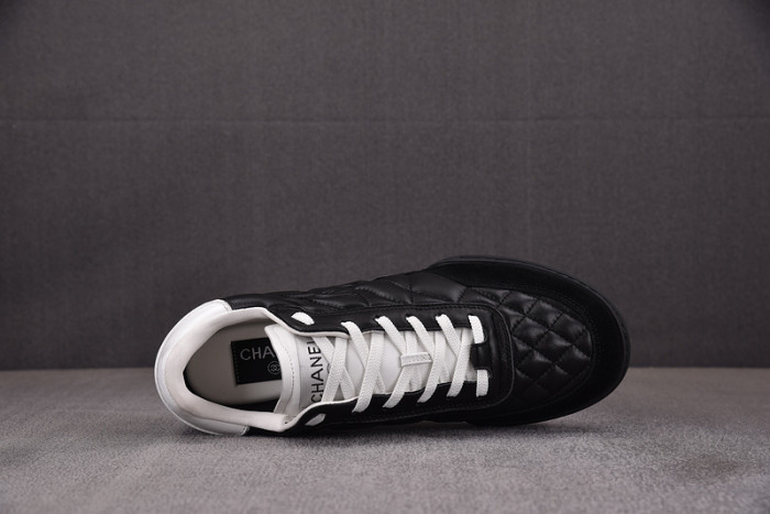 CHANEEL sneaker