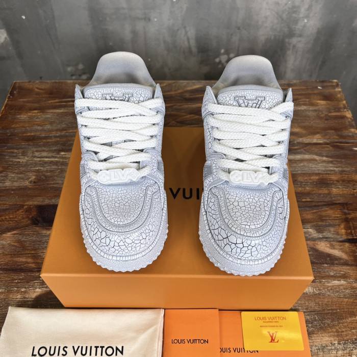 L&V SNEAKERS