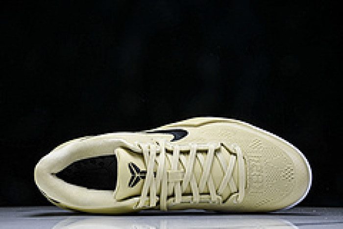 NIKE Kobe 8 Protro“Wolf Grey” HM6469 701