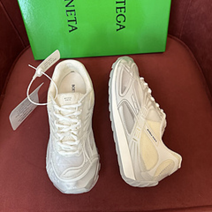 BOTTEGA VENETA SNEAKER
