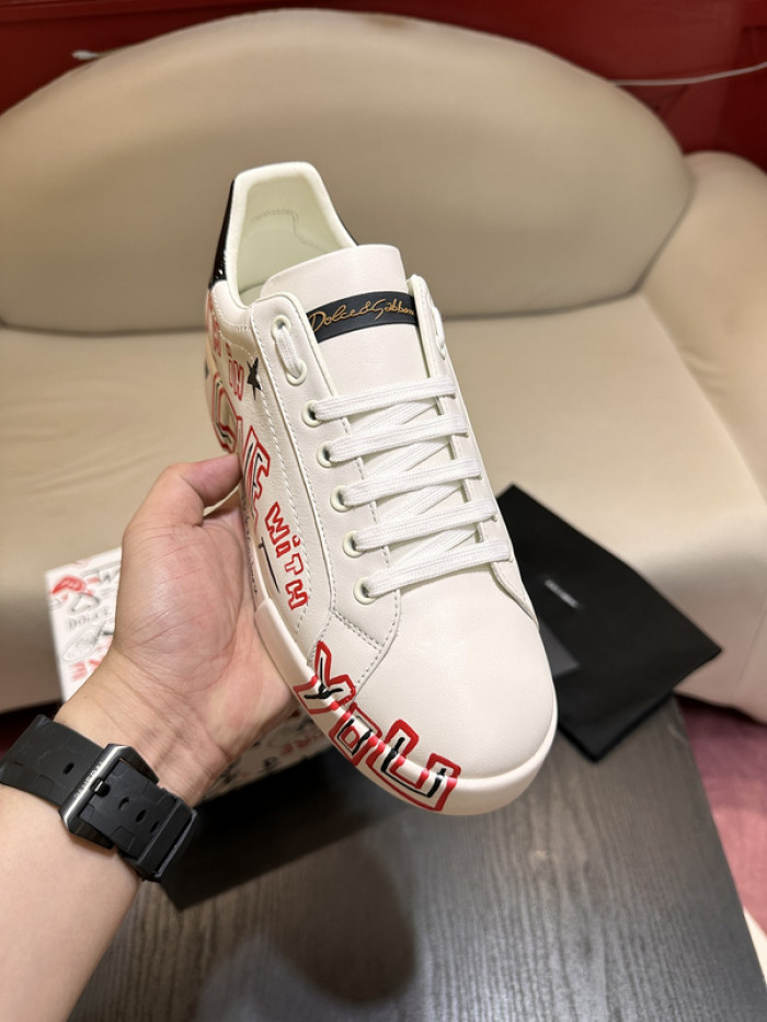 DG sneaker