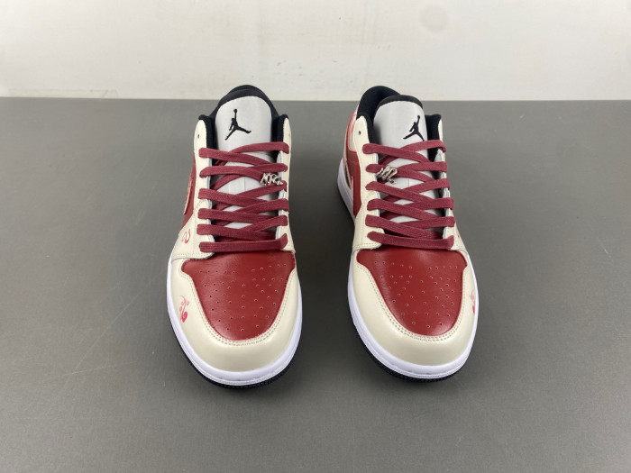 Air Jordan 1 Low 553558-132