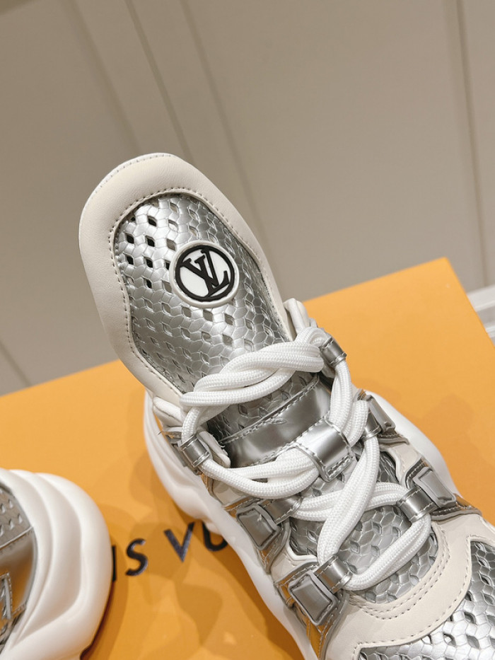 L&V SNEAKERS