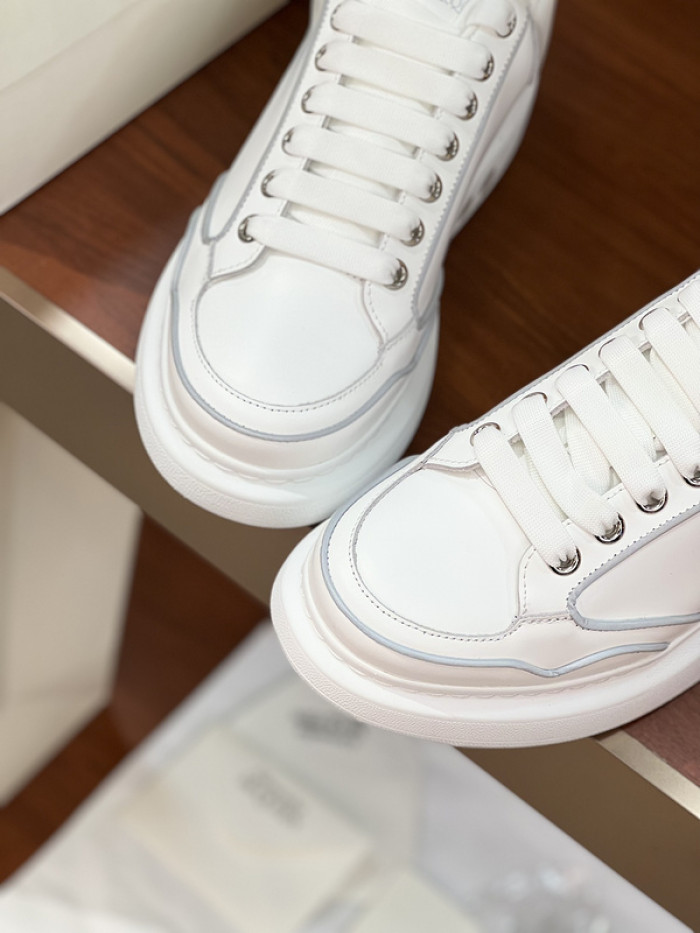 Alexander McQueen sneaker