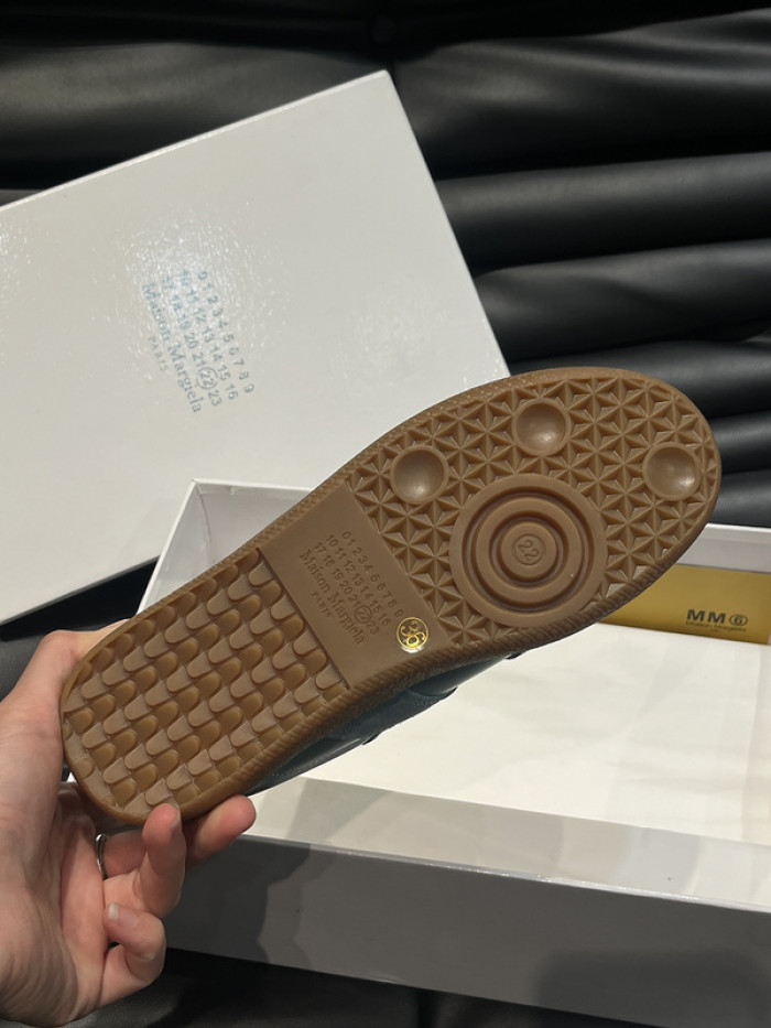 ma*s*n Ma*i*laa shoes