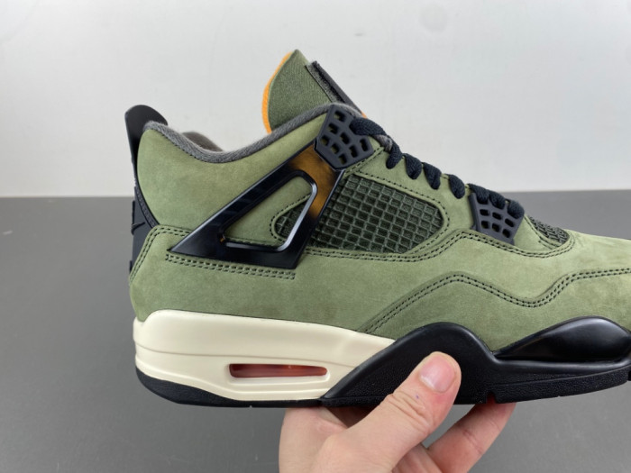 UNDEFEATED x Air Jordan 4 OG IB1519-200