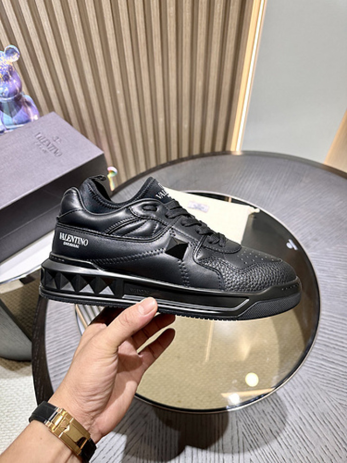 VALEN DESIGNER SNEAKERS