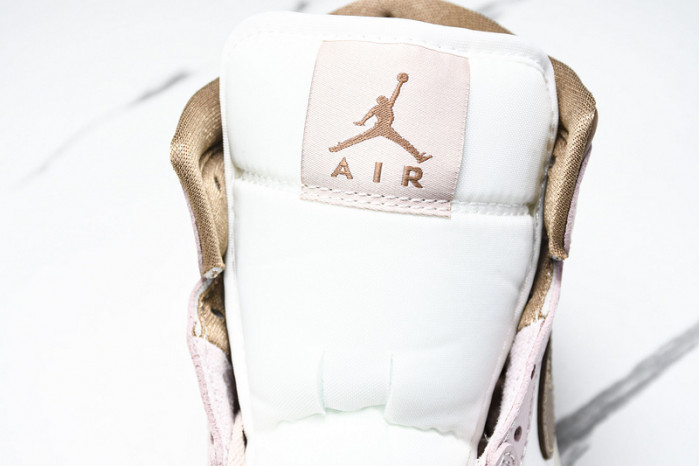 Air Jordan 1 Mid Feasts BQ6472-620