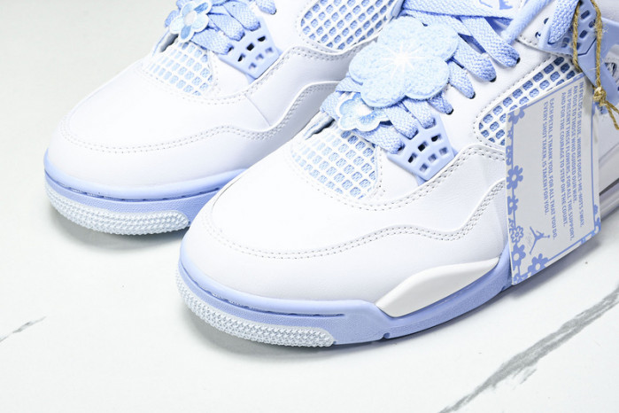 Air Jordan 4 “Forget Me Not” WMNS HV0823-100